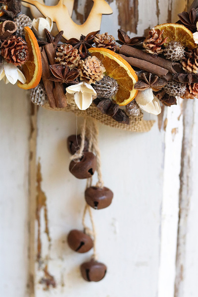 Reny Natural, świąteczny wianek z reniferami