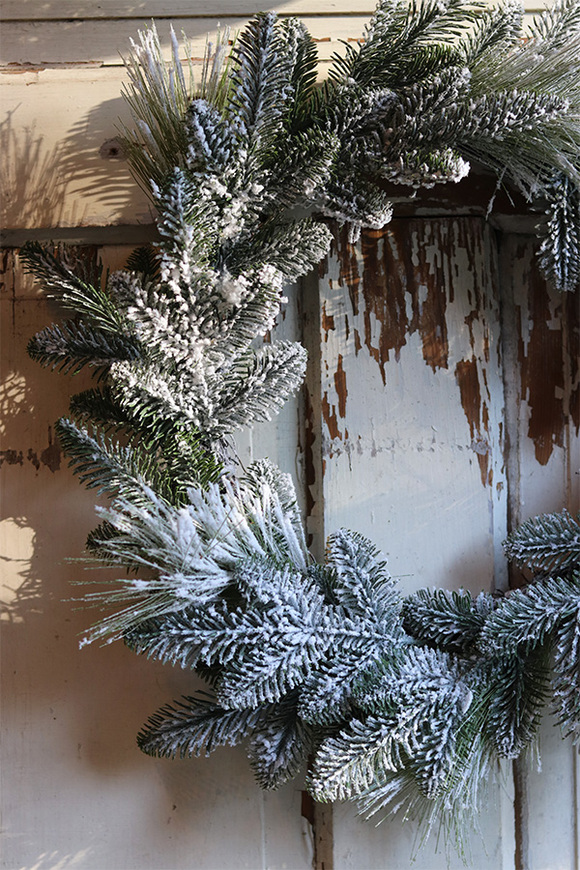 Śnieżny Świat, zimowy wianek iglasty