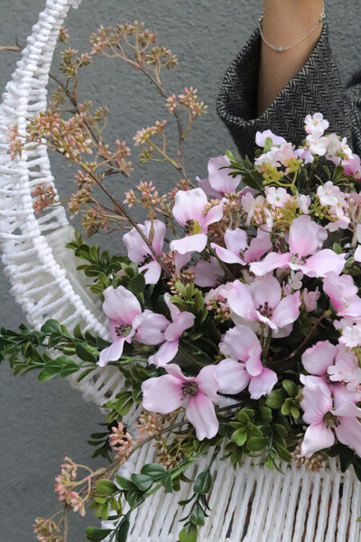 Aurelia Jabłoń, wiosenna dekoracja kwiatowa w skrzynce