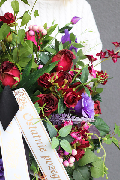 Vincenza, elegancka wiązanka nagrobna, dł.80cm