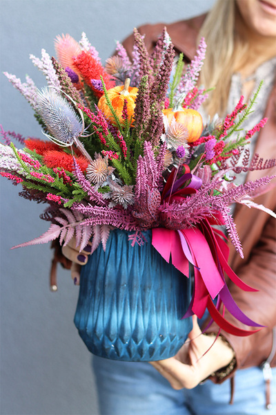 Wrzosy Bosco Blue, jesienna kompozycja w wazonie