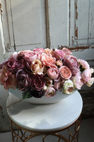 Różowa Księżniczka, bogata kompozycja kwiatowa, wym.29x44cm