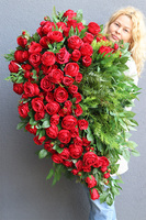 Broken Heart, wiązanka nagrobna z różami