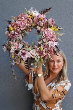 Merillana, jesienny wianek na drzwi z mimozą, śr.49cm  