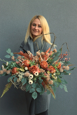 Morellina 2, dekoracja nagrobna w skrzynce, wym.46x69cm