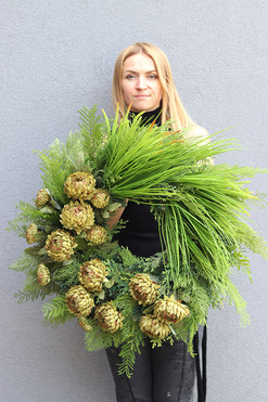 Green Trente 2, wieniec nagrobny z zieloną dekoracją kwiatową, śr.60cm