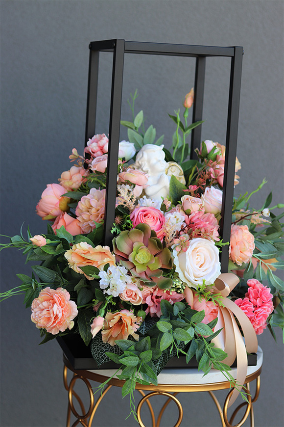 Angelo Garden Pastellina, dekoracja nagrobna z aniołem, wym.59x60cm 