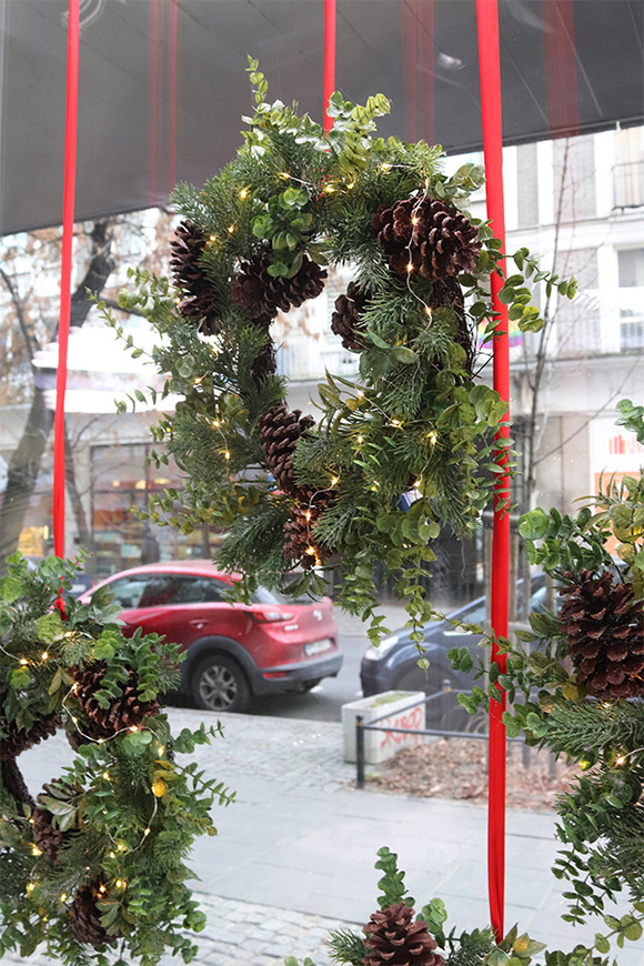 Szyszki Wigilijne, iglasty wianek zimowy, śr.55cm