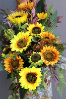 Słoneczniki, dekoracja nagrobna w misie