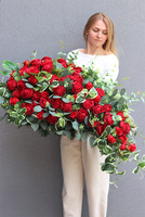 bogata wiązanka nagrobna