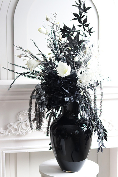 Karnawał w Wenecji, zimowa kompozycja w wazonie