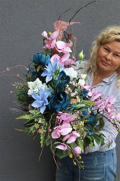 Pink&Blue, bukiet nagrobny we wkładzie, dł.70cm