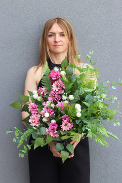 Dekorena Luiza, bukiet nagrobny we wkładzie do wazonu, dł.55cm 