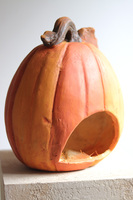 Happy Pumpkin Light, dekoracyjna dynia ceramiczna lampion, wym.32x26x21cm
