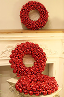 Pandora Red Big, świąteczny wianek ze szklanych bombek na drzwi