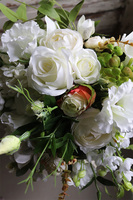 Malediwy White, kompozycja kwiatowa / bukiet, wym.40x60cm 