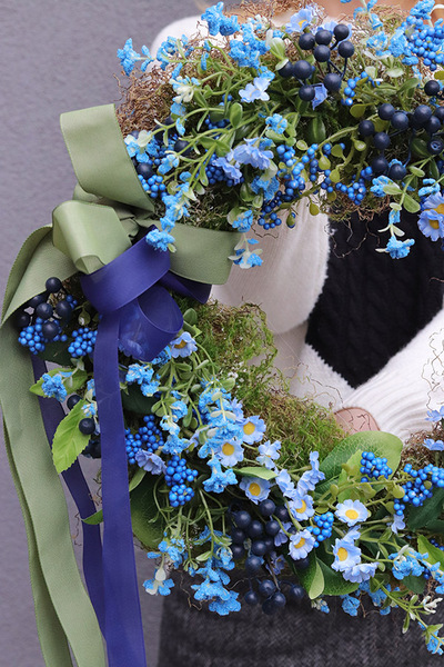 Blueberry, niebieski wianek na drzwi z jagodami