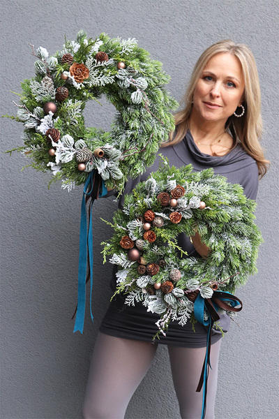 Deluxe Silver Natural, świąteczny wianek na drzwi