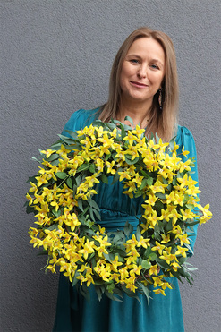 Forsycje, wiosenny wianek kwiatowy, śr.49cm