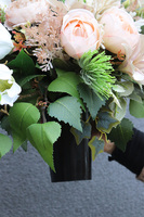 Octavia, bukiet nagrobny we wkładzie do wazonu