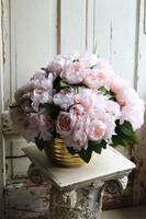 Aura Deluxe Gold, kompozycja z peonii w złotej donicy, wym.45x50cm 