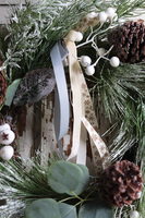 Leśny, wianek zimowy z szyszkami, śr.45cm