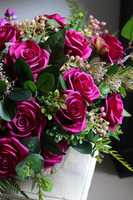 Dark Pink, kompozycja nagrobna w ceramicznej misie