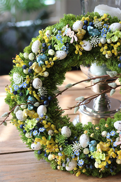 Eveline Easter, wianek wielkanocny z niezapominajkami