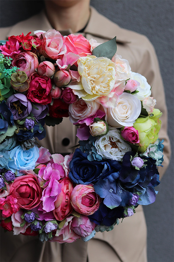  Caryca Dremisa Mini 2, bardzo efektowny wianek