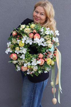 Klotylda, wielkanocny wianek na drzwi z jajkami, śr.44cm