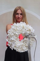 Mroźne Hortensje, zimowy wianek z błyszczących kwiatów