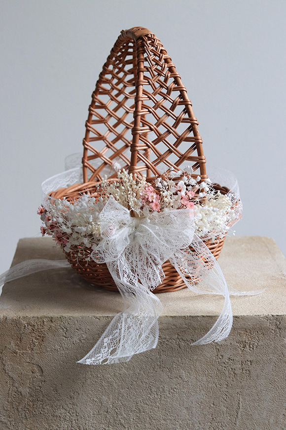 Audrey, dekorowany koszyczek wielkanocny