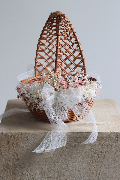 Audrey, dekorowany koszyczek wielkanocny