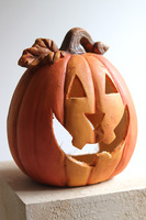 Happy Pumpkin Light, dekoracyjna dynia ceramiczna lampion, wym.32x26x21cm