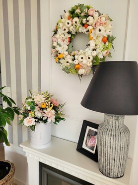 Białe Dynie New, jesienny wianek z owocami, wym.45cm  