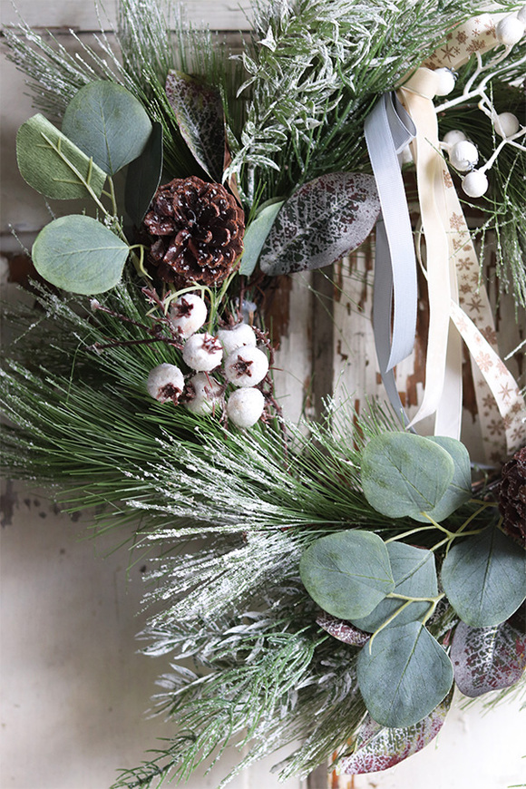 Leśny, wianek zimowy z szyszkami, śr.45cm