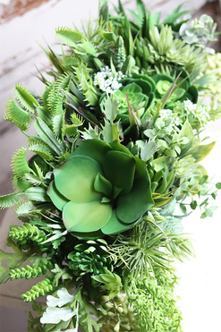 Anyati Laos, bogata kompozycja Sukulenty w lustrzanej donicy, wym.27x52cm 