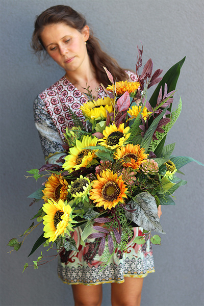 Słoneczniki, dekoracja nagrobna w misie