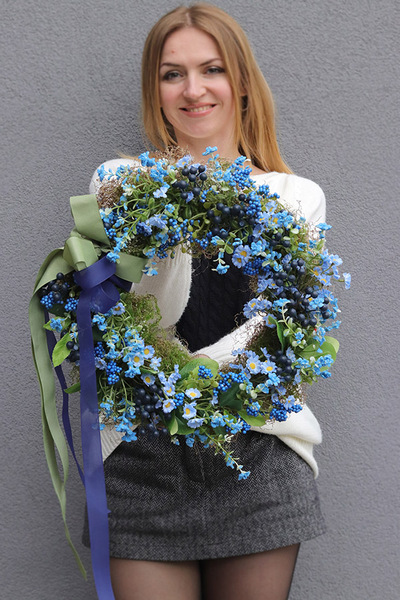 Blueberry, niebieski wianek na drzwi z jagodami