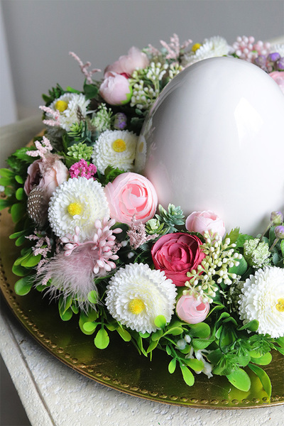 Easteria Mystery 2, wielkanocny stroik na talerzu z jajem