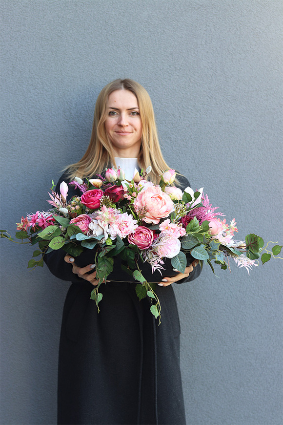 Lisa Milla Laos, komplet dekoracji nagrobnych