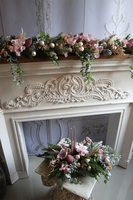 Pudrova Gwiazdka 2, świąteczny stroik ze świecami na tacce