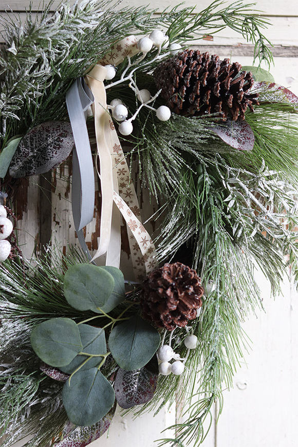 Leśny, wianek zimowy z szyszkami, śr.45cm