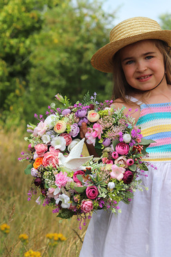 Gołąb, subtelny wianek na drzwi, śr.33cm  