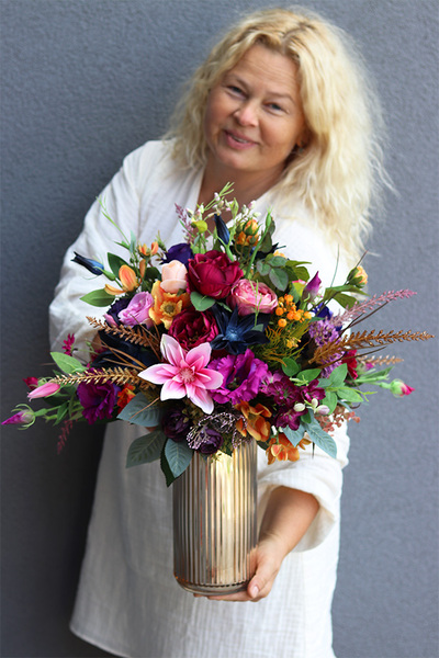 Colorate Goldis, dekoracyjny bukiet w wazonie