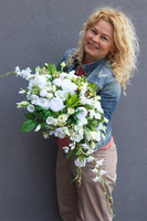 bogata kompozycja kwiatowa w srebrnej misie, Santiago Silver, wym.22x36x66cm 