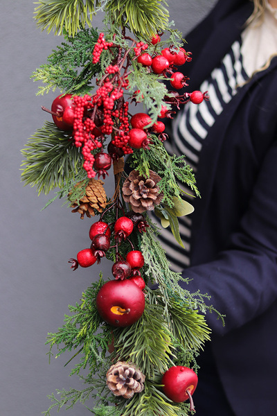 Jabłka Świąteczne, realistyczna iglasta girlanda zimowa