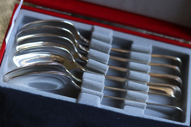 OD RĘKI posrebrzane łyżeczki do herbaty Aplis, komplet 6szt. w ozdobnym pudełku 