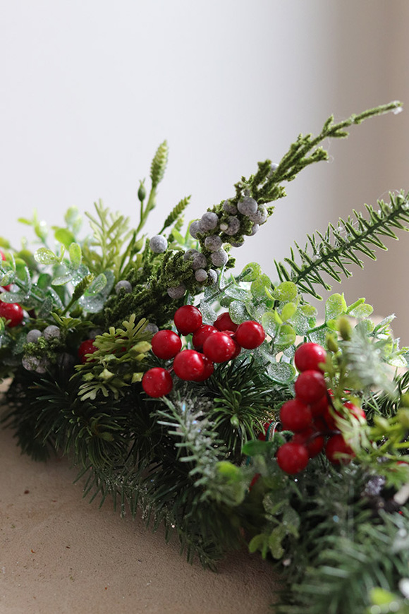 Hej Koniki, girlanda świąteczna z zabawkami