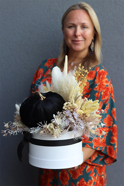 Velurowa Dynia Blackolia, jesienny flowerbox z suszem	